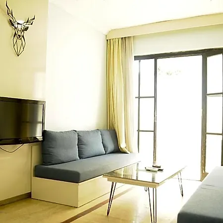 Szálloda Kemer Suit 3*
